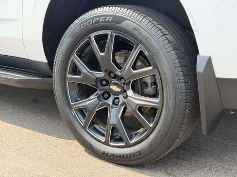 Used 2021 Chevrolet Suburban High Country AWD/4WD image 28