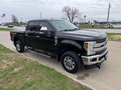 Used 2018 Ford F250 Lariat w/ Chrome Package AWD/4WD image 7
