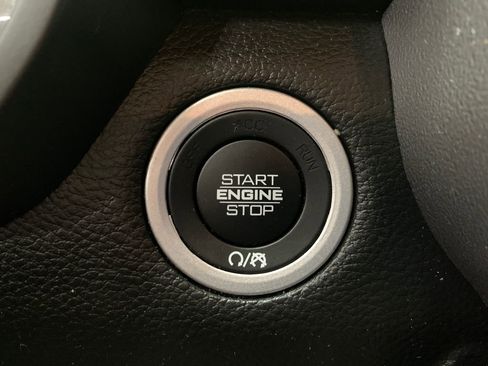 Used 2023 RAM 1500 Big Horn image 16