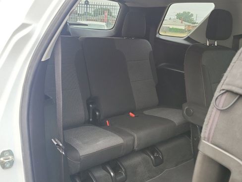 Used 2018 Chevrolet Traverse LT AWD/4WD image 24