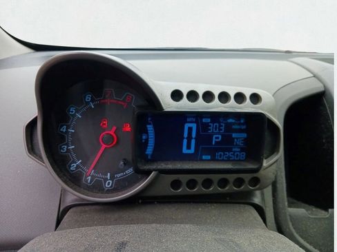 Used 2013 Chevrolet Sonic LS image 8