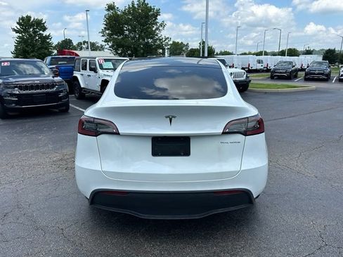 Used 2023 Tesla Model Y Long Range AWD/4WD image 10