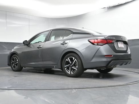 Certified 2024 Nissan Sentra SV image 27