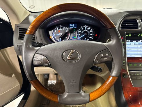 Used 2011 Lexus ES 350 FWD image 19