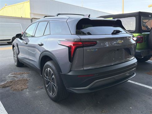 Used 2024 Chevrolet Blazer EV LT AWD/4WD image 6