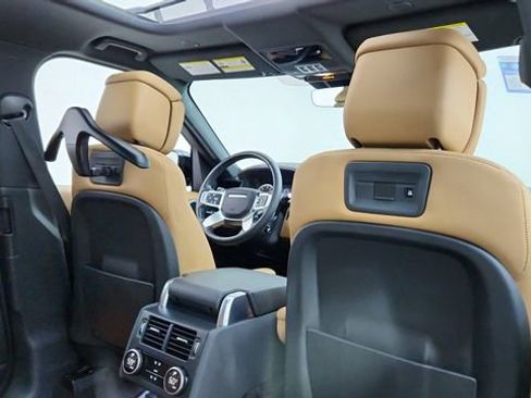 Used 2023 Land Rover Discovery S R-Dynamic image 25