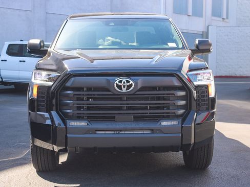 New 2026 Toyota Tundra SR5 RWD image 2