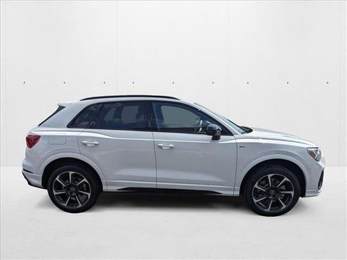 New 2025 Audi Q3 2.0T Premium Plus image 4