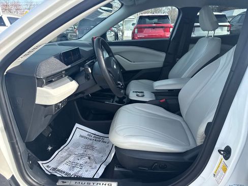 Used 2022 Ford Mustang Mach-E Premium w/ Ice White Appearance Package image 23