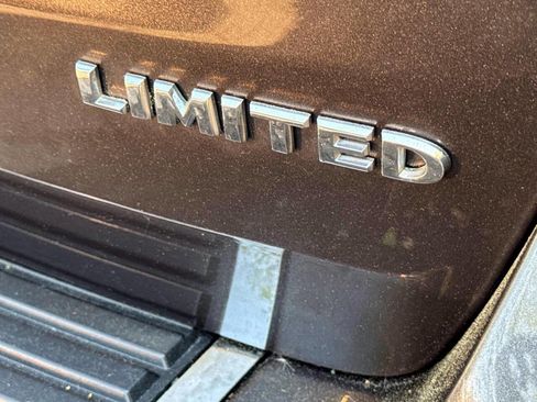Used 2015 Jeep Grand Cherokee Limited AWD/4WD image 7