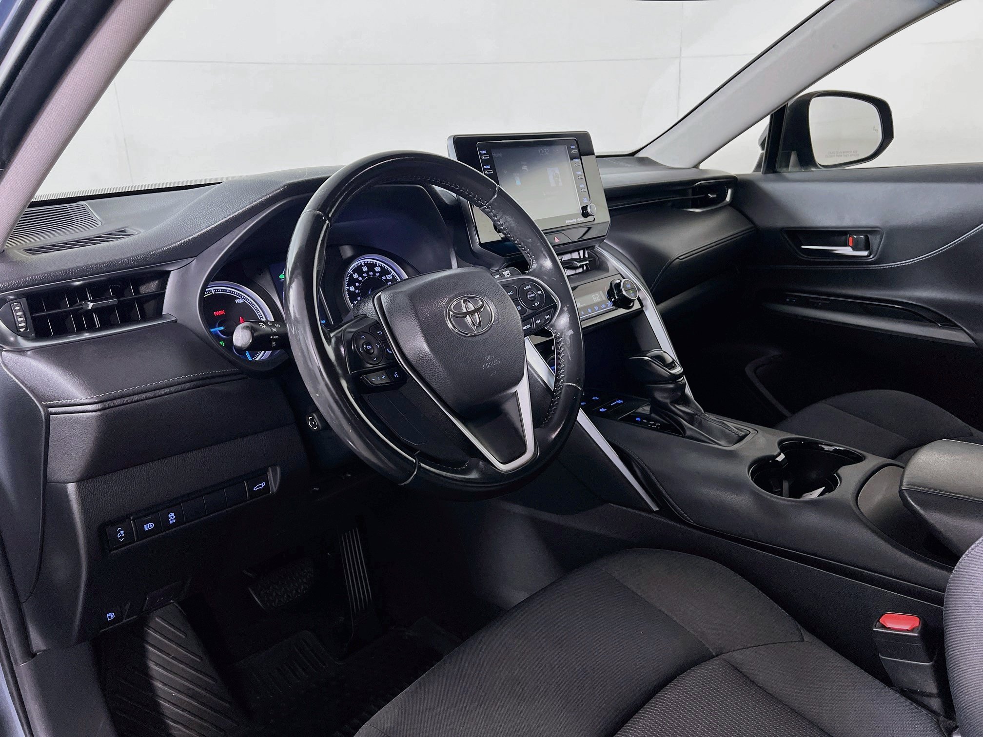 Certified 2021 Toyota Venza LE AWD/4WD image 9