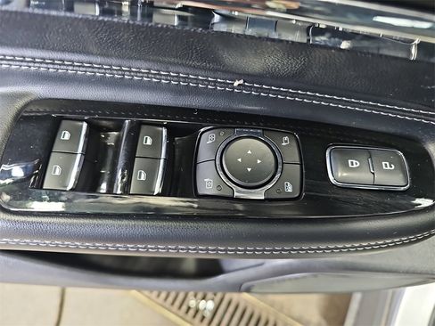 Used 2022 Lincoln Corsair AWD w/ Equipment Group 101A image 28