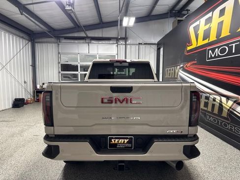 Used 2026 GMC Sierra 2500 AT4 AWD/4WD image 17