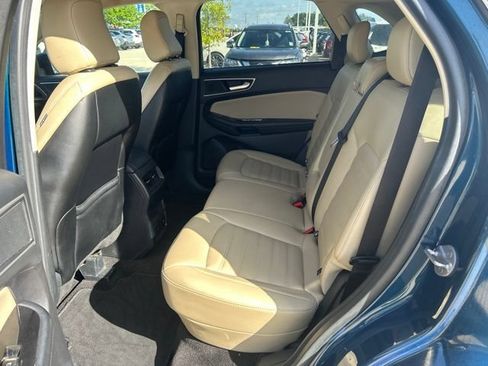 Used 2020 Ford Edge SEL w/ Convenience Package FWD image 6