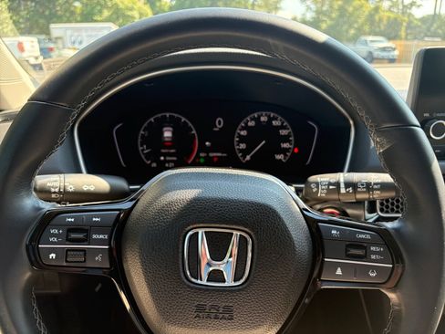Used 2023 Honda Civic EX-L image 25