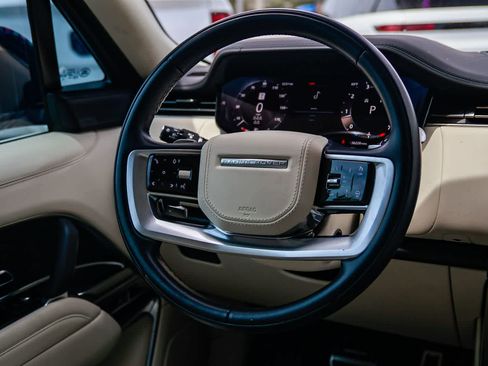 Used 2023 Land Rover Range Rover Long Wheelbase SE image 15