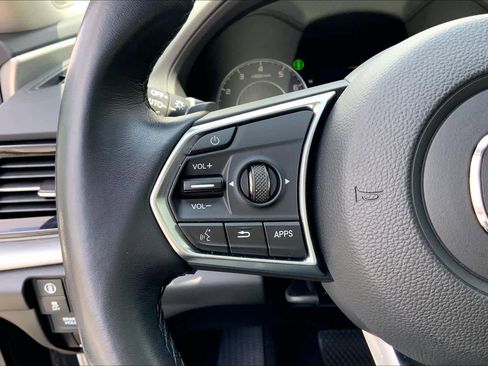 Used 2024 Acura RDX SH-AWD image 23