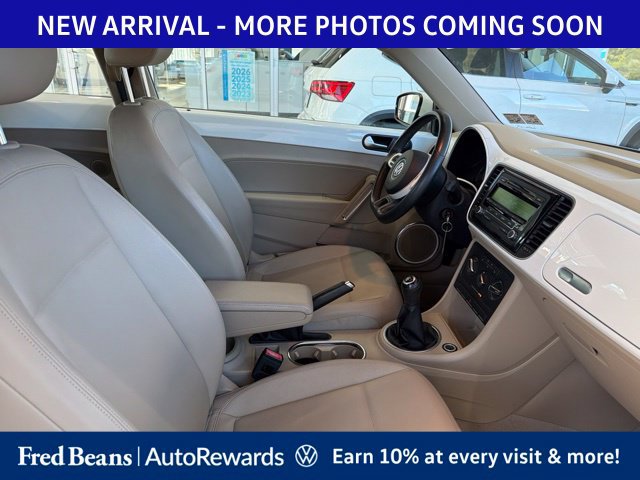 Used 2014 Volkswagen Beetle 2.5 FWD image 8