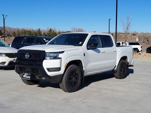 New 2026 Nissan Frontier SV w/ Tow Package AWD/4WD image 1