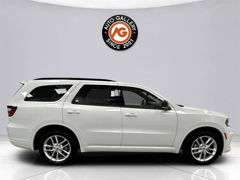 Used 2023 Dodge Durango GT image 8