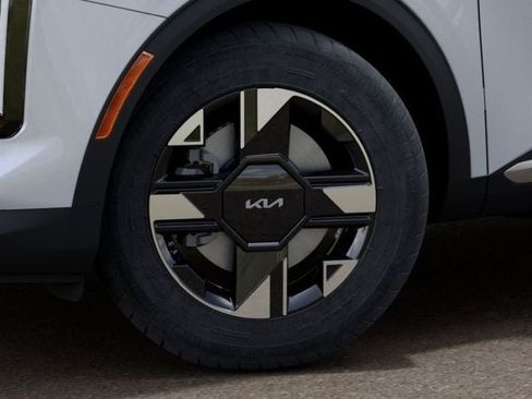 New 2026 Kia Sportage LX FWD image 9