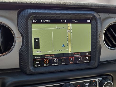 Used 2023 Jeep Wrangler Unlimited Sahara AWD/4WD image 25