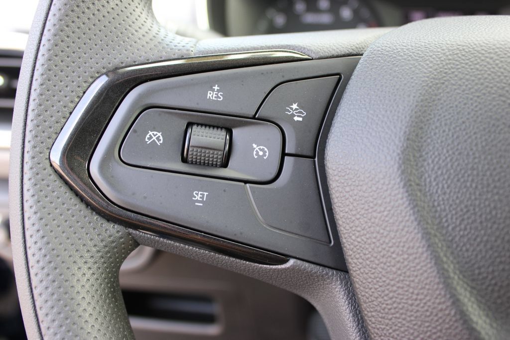 Used 2021 Chevrolet TrailBlazer LT w/ Convenience Package FWD image 14