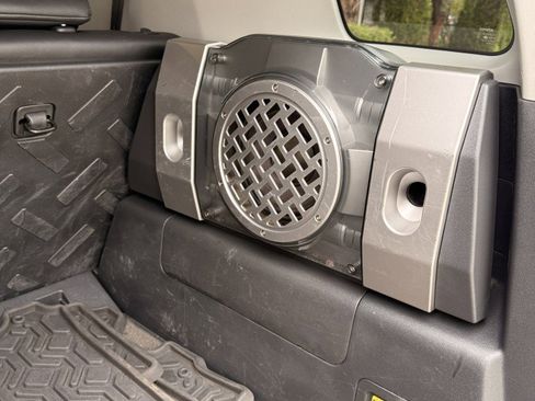 Used 2007 Toyota FJ Cruiser 4WD image 37