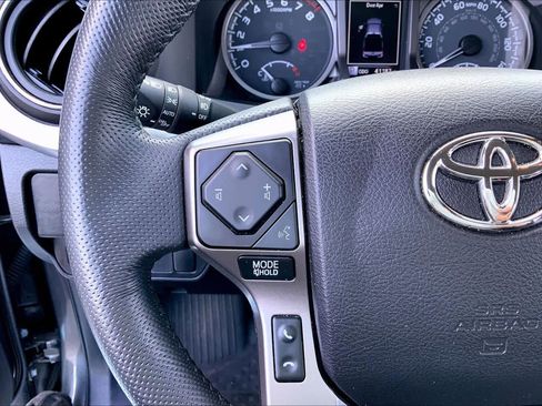 Used 2022 Toyota Tacoma SR5 image 23