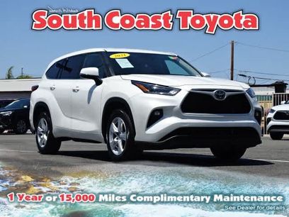 Certified 2021 Toyota Highlander LE