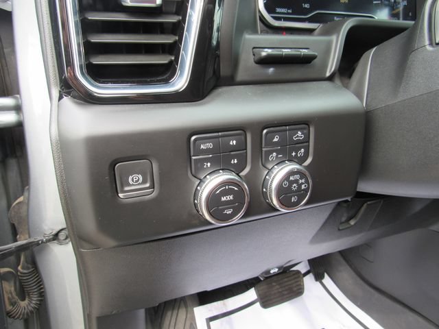 Used 2024 GMC Sierra 2500 Denali Ultimate AWD/4WD image 18