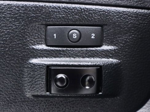 Used 2018 RAM 3500 Laramie w/ Sport Appearance Group image 32