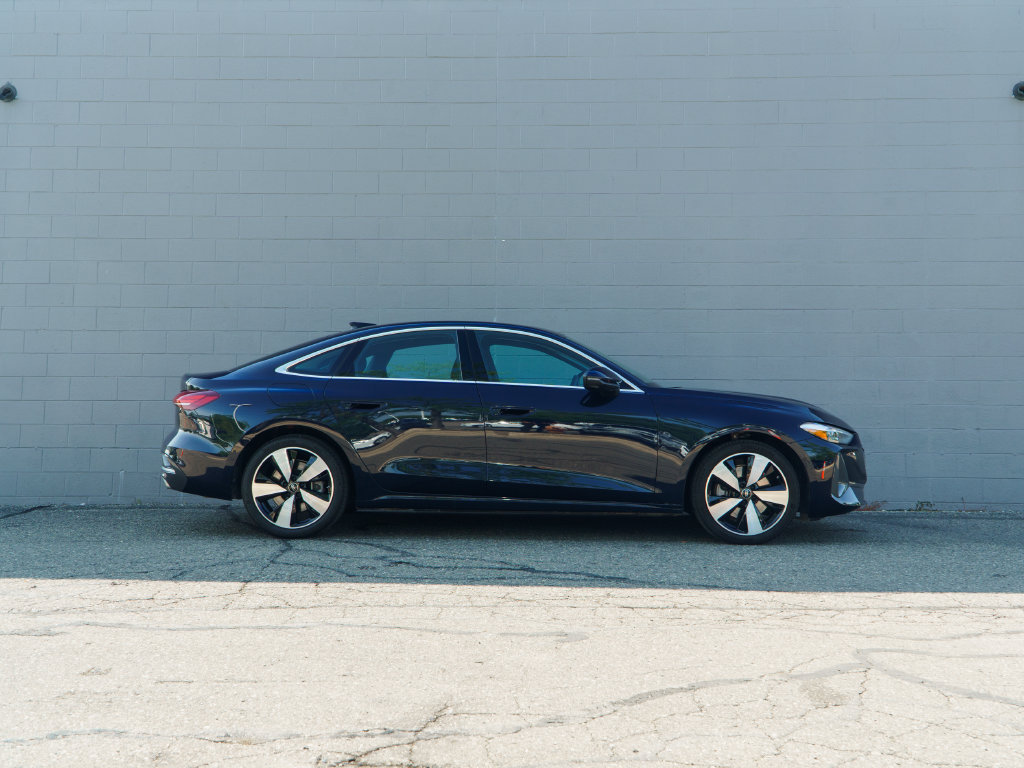Certified 2025 Audi A5 Premium w/ Convenience Package AWD/4WD image 8