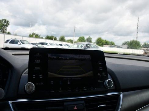 Used 2020 Honda Accord LX image 18