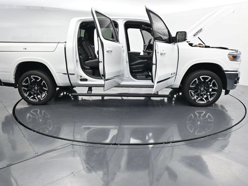Used 2025 RAM 1500 Limited AWD/4WD image 41