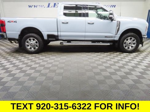 Used 2025 Ford F350 Lariat AWD/4WD image 2