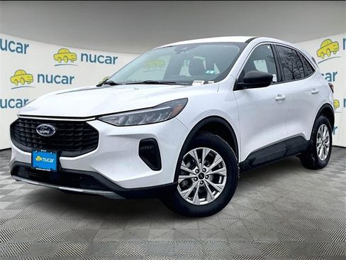 Used 2023 Ford Escape Active image 12