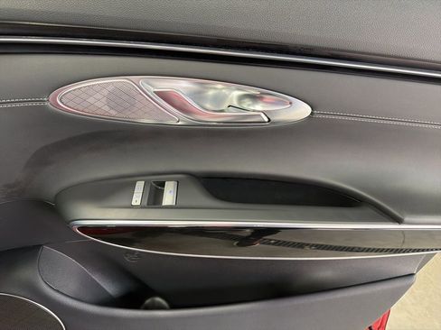 Used 2025 Genesis GV70 2.5T image 27