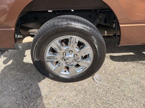 Used 2011 Ford F150 XLT w/ XLT Chrome Pkg image 21