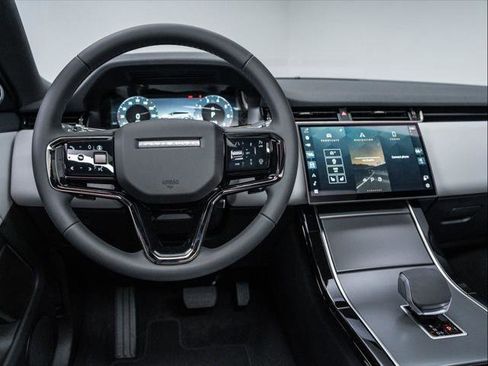 New 2026 Land Rover Range Rover Evoque S image 19