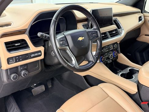 Used 2022 Chevrolet Tahoe Premier RWD image 4