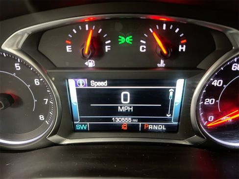 Used 2017 GMC Acadia SLT image 12