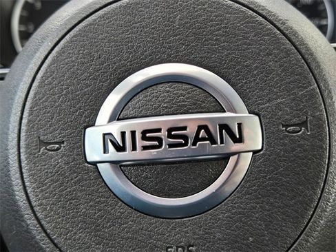 Used 2021 Nissan Rogue S image 31