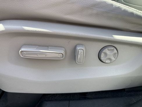 Used 2018 Honda Odyssey Touring image 13