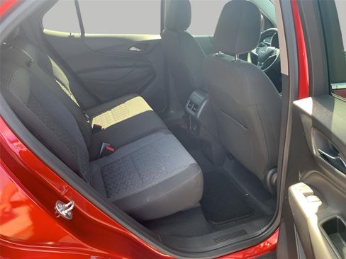 Certified 2024 Chevrolet Equinox LT w/ LPO, Floor Liner Package AWD/4WD image 20