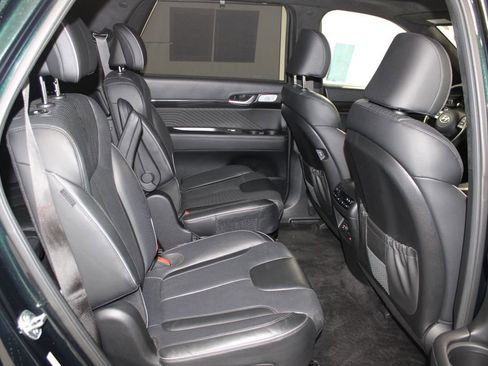 Used 2024 Hyundai Palisade Calligraphy image 32