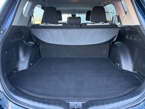 Used 2017 Toyota RAV4 XLE image 27
