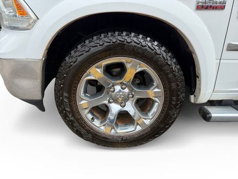 Used 2015 RAM 1500 Laramie w/ Convenience Group AWD/4WD image 10