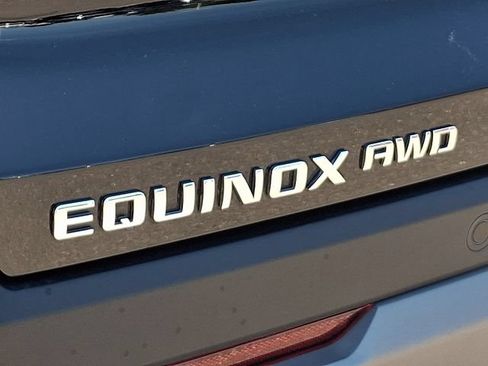 Used 2025 Chevrolet Equinox LT AWD/4WD image 32