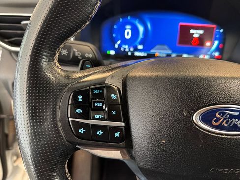 Used 2020 Ford Explorer ST w/ Premium Technology Package AWD/4WD image 17